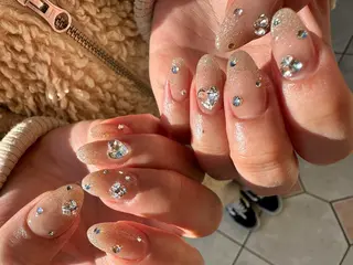 ロング カラー ヘアアレンジ キッズ ネイル マツエク・マツパ アイブロウ 福田 加奈のネイルデザイン