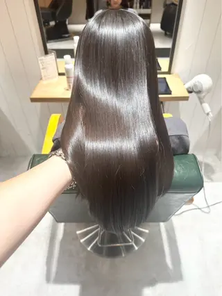 ロング カラー ヤマダ ソノカのヘアスタイル