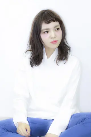 ミディアム nolla(ノーラ)所属・YOKOI SHINJIのヘアスタイル
