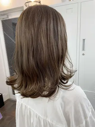 ミディアム 🌼たけや みのり🌿のヘアスタイル