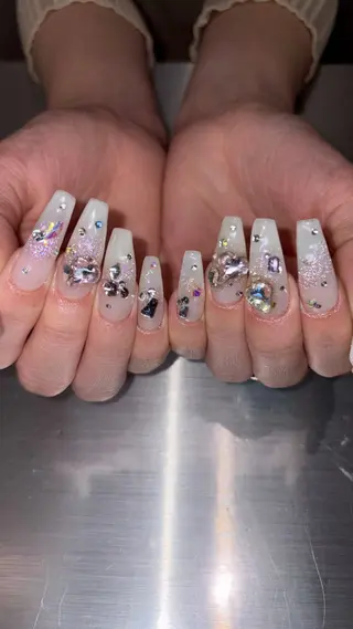 ネイル 👽個性派ネイル🎀 komachiのマツエク・マツパデザイン