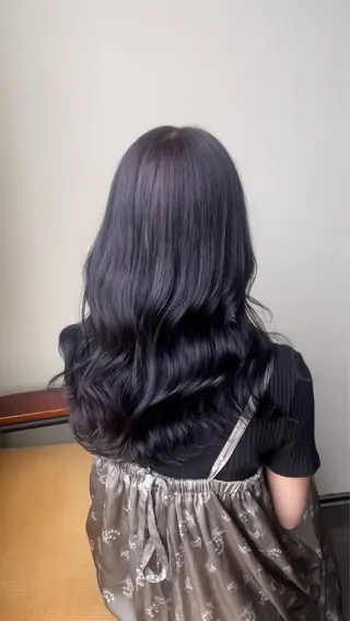 ロング カラー Aimee Shieのヘアスタイル