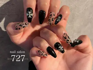 ネイル 727 nailのネイルデザイン