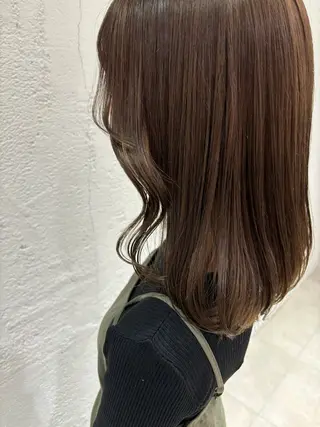 セミロング カラー サソウ ユリエ🥥のヘアスタイル