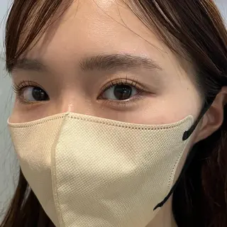 マツエク・マツパ ブリーチなしカラー ダブルカラーエクステのヘアスタイル