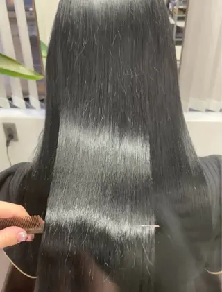 ロング カラー 川中 あいかのヘアスタイル