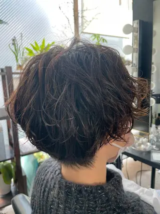 ショート カラー パーマ ブリーチなし透明感 タケザワミキのヘアスタイル