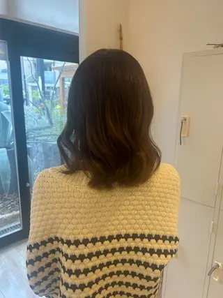 ミディアム 神谷 あいりのヘアスタイル