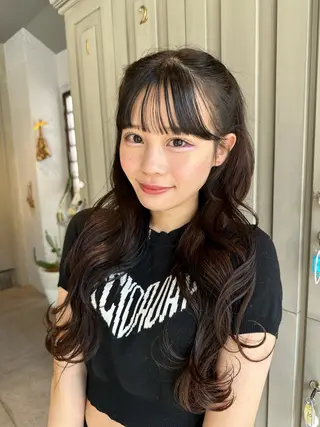 ロング 柴田 すず花のヘアスタイル