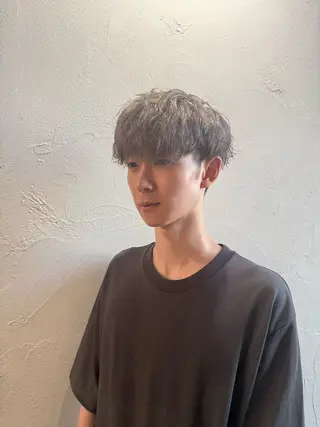 ショート カラー メンズ ハイトーン特化 齋藤充呂のヘアスタイル