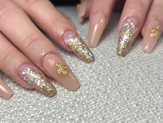 ネイル Salute本店 🦋仲原里佳のネイルデザイン