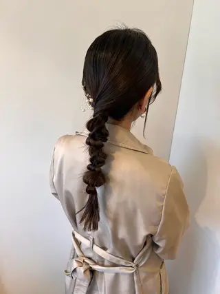 ヘアアレンジ STORY／ MAOのヘアスタイル