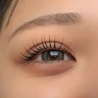 マツエク・マツパ 大阪梅田　eimy所属・miku 最新技術多数◎のマツエク・マツパデザイン