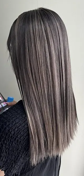 ロング カラー hair design NORM所属・🔥ハイライト/ダブ ルカラー/吉田裕太のヘアスタイル