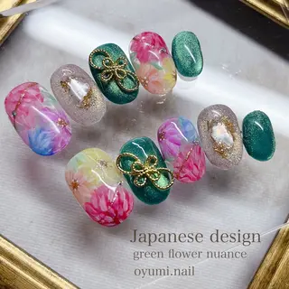 ネイル takanashi yumiのネイルデザイン