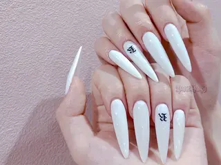 ネイル Dark Honey Kikiのネイルデザイン