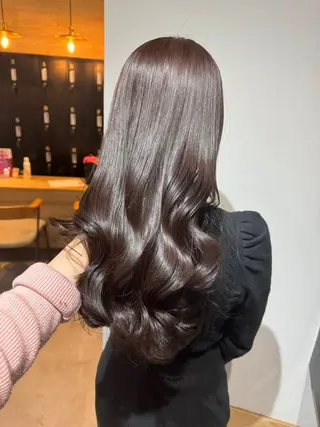 ロング Juri /暖色カラーのヘアスタイル