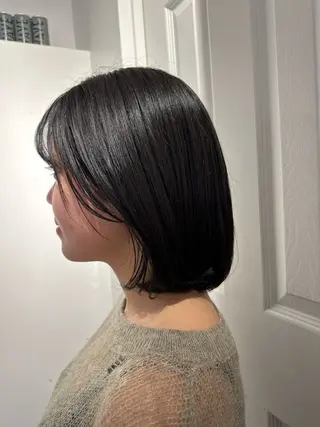 ミディアム VOICE所属・MIRI MIRIのヘアスタイル