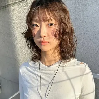 ミディアム パーマ FBeauty 青山店所属・パーマ特化美容師 表参道のヘアスタイル