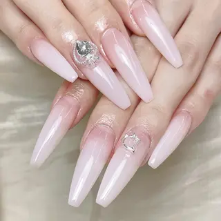 ネイル ❤️‍🔥長さだし専 門❤️‍🔥C&Bのネイルデザイン
