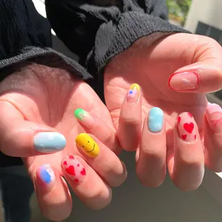 ネイル 山本 理紗子のネイルデザイン