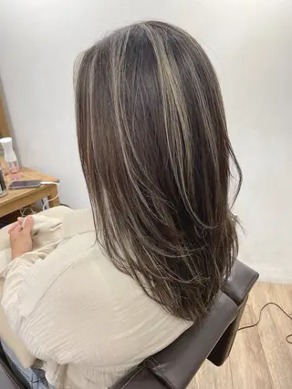 ミディアム GO TODAY SHAiRE SALON 横須賀所属・ハイライト⭐️上野 高広のヘアスタイル