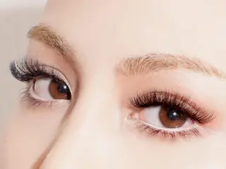 マツエク・マツパ GLITTER NAILS高速長田のマツエク・マツパデザイン