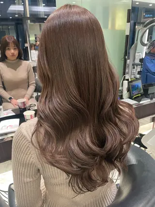 ロング カラー パーマ コテ巻きパーマ 藤野佑成のヘアスタイル