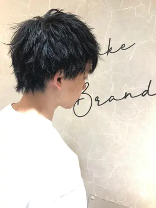 メンズ 濱田輝レイヤー 韓国風 ハイトーンのヘアスタイル