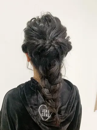 ロング ヘアアレンジ 佐藤 美紅のヘアスタイル