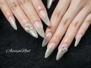 ネイル AviviyaNail所属・kubo ayaのネイルデザイン