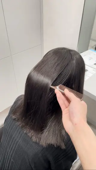 つよし 西梅田 / モデル募集中🍒のヘアスタイル