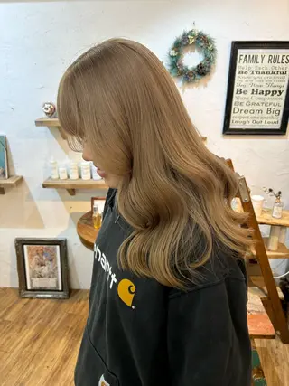 ロング カラー 180° OneEightyDegrees 中目黒所属・Himari 【パーソナルカラー】のヘアスタイル