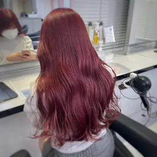 ロング カラー ヘアアレンジ ワインレッド🍒ラベ ンダーKiyokaのヘアスタイル