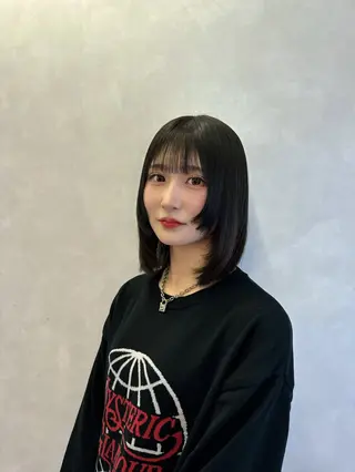 ミディアム カラー 🍓URARA 🥀最強ハイトーン❤のヘアスタイル
