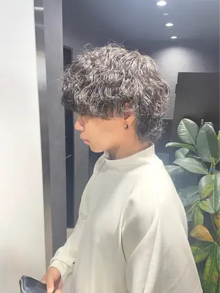 パーマ メンズ 女子ウケNo.1メン ズヘアー流行先端🌈のヘアスタイル