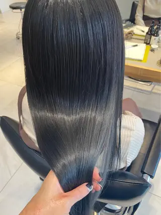 ロング カラー 艶髪/ダークトーン 🩶丸山日向のヘアスタイル