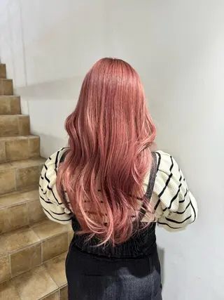ロング カラー buzz所属・大村 美羅衣のヘアスタイル