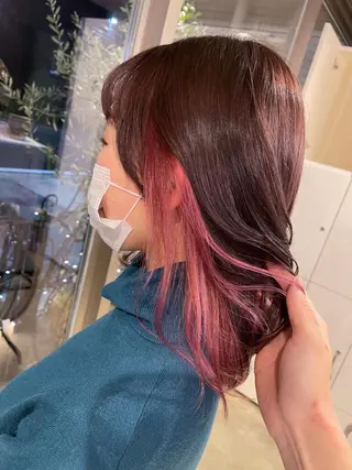 ミディアム 南谷 愛のヘアスタイル
