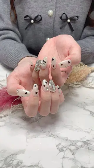 ネイル はな💎ネイル ワンホン、長さ出しのネイルデザイン
