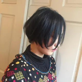 ショート カラー ホワイト&レイヤーカ ットエクステ長畠俊輔のヘアスタイル