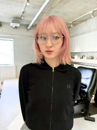 ミディアム カラー Qin share salon 原宿店所属・🫧艶ハイトーン 特化🫧ライヤのヘアスタイル