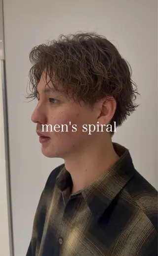 メンズ 《✨men'sパーマ 特化美容師✨》のヘアスタイル