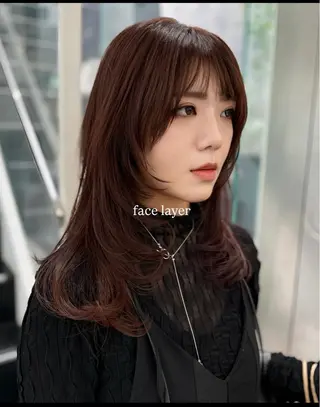 ミディアム カラー CHERIEブリーチ ダブルカラー　天神のヘアスタイル