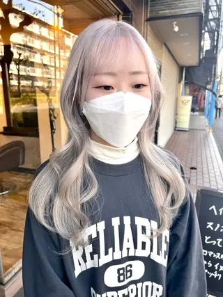 ロング カラー ブリーチ🩵レイヤー Maho🐻‍❄️のヘアスタイル