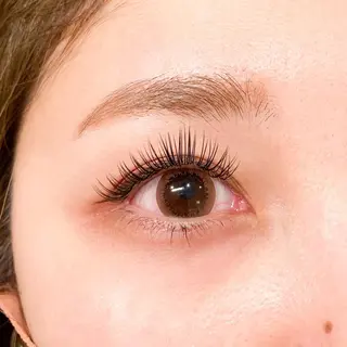 マツエク・マツパ レイフィールド北名古屋所属・レイフィールド 服部のマツエク・マツパデザイン