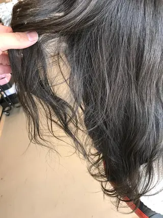 セミロング カラー 大久保 隆蔵のヘアスタイル
