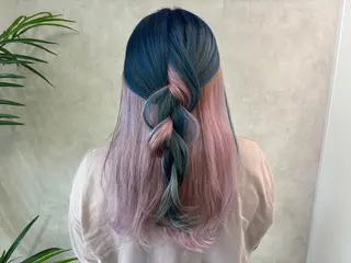 ロング 透明感ハイライト◎ 伊藤夏海のヘアスタイル