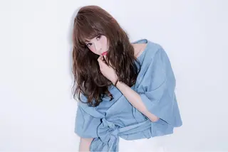 ロング 島田 竜輔のヘアスタイル