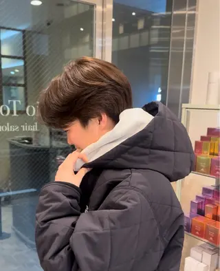 ショート カラー 吉岡 七奈子のヘアスタイル